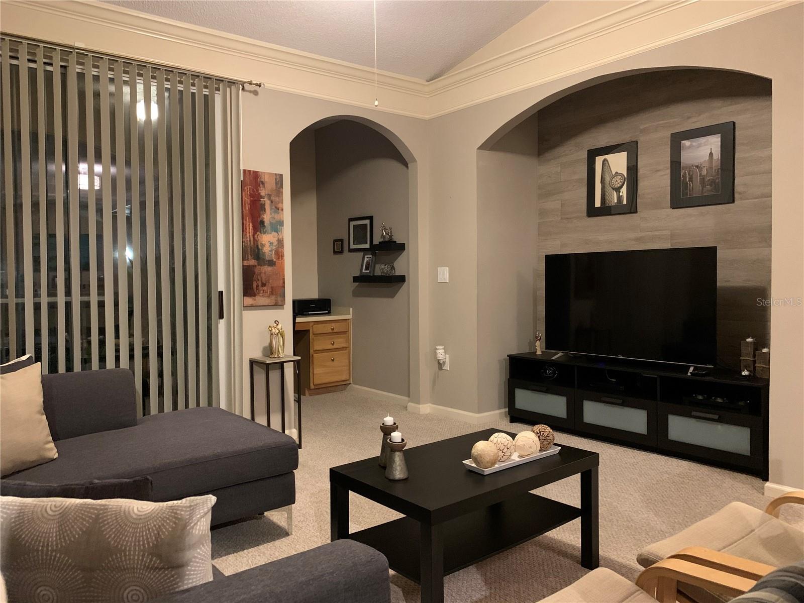 Image 5 of 23 For 12307 Lantana Park Lane 106