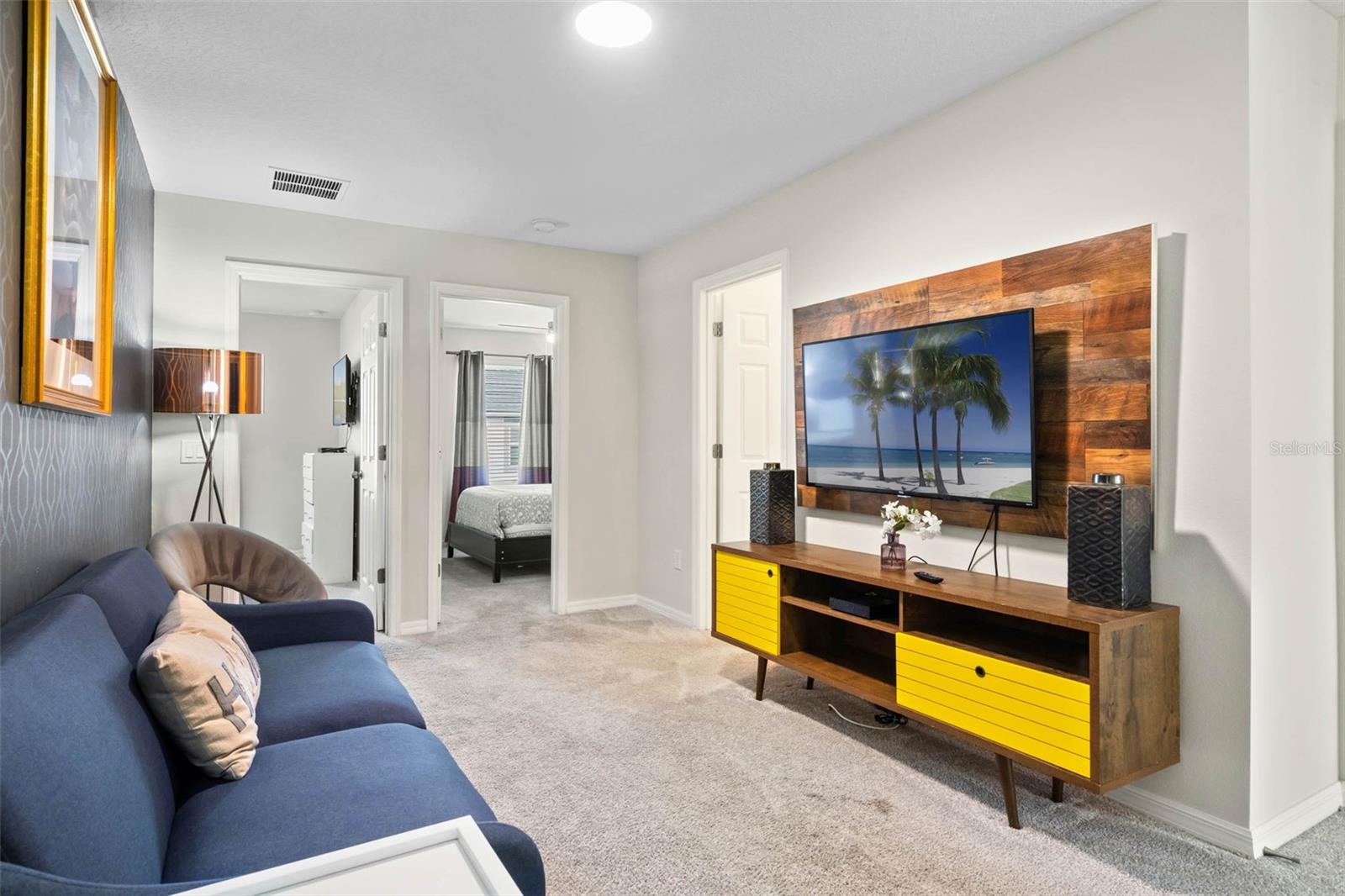 Image 18 of 83 For 1558 Carey Palm Circle