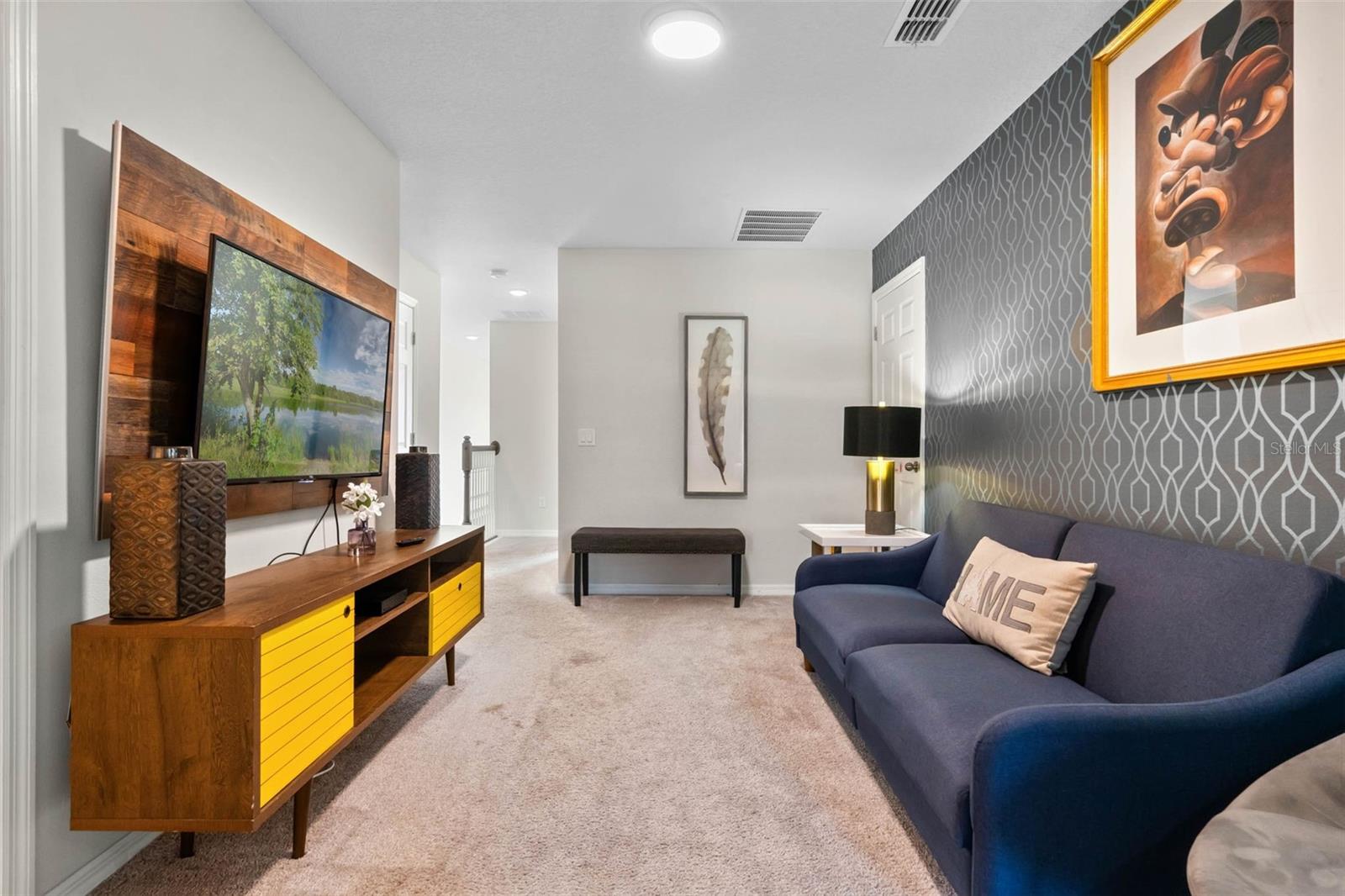 Image 20 of 83 For 1558 Carey Palm Circle