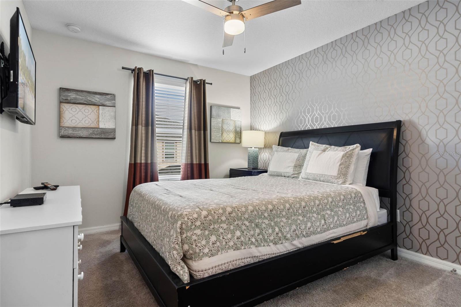 Image 21 of 83 For 1558 Carey Palm Circle