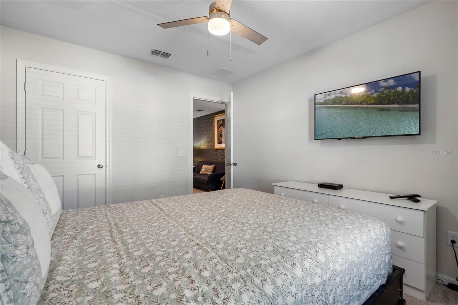 Image 22 of 83 For 1558 Carey Palm Circle