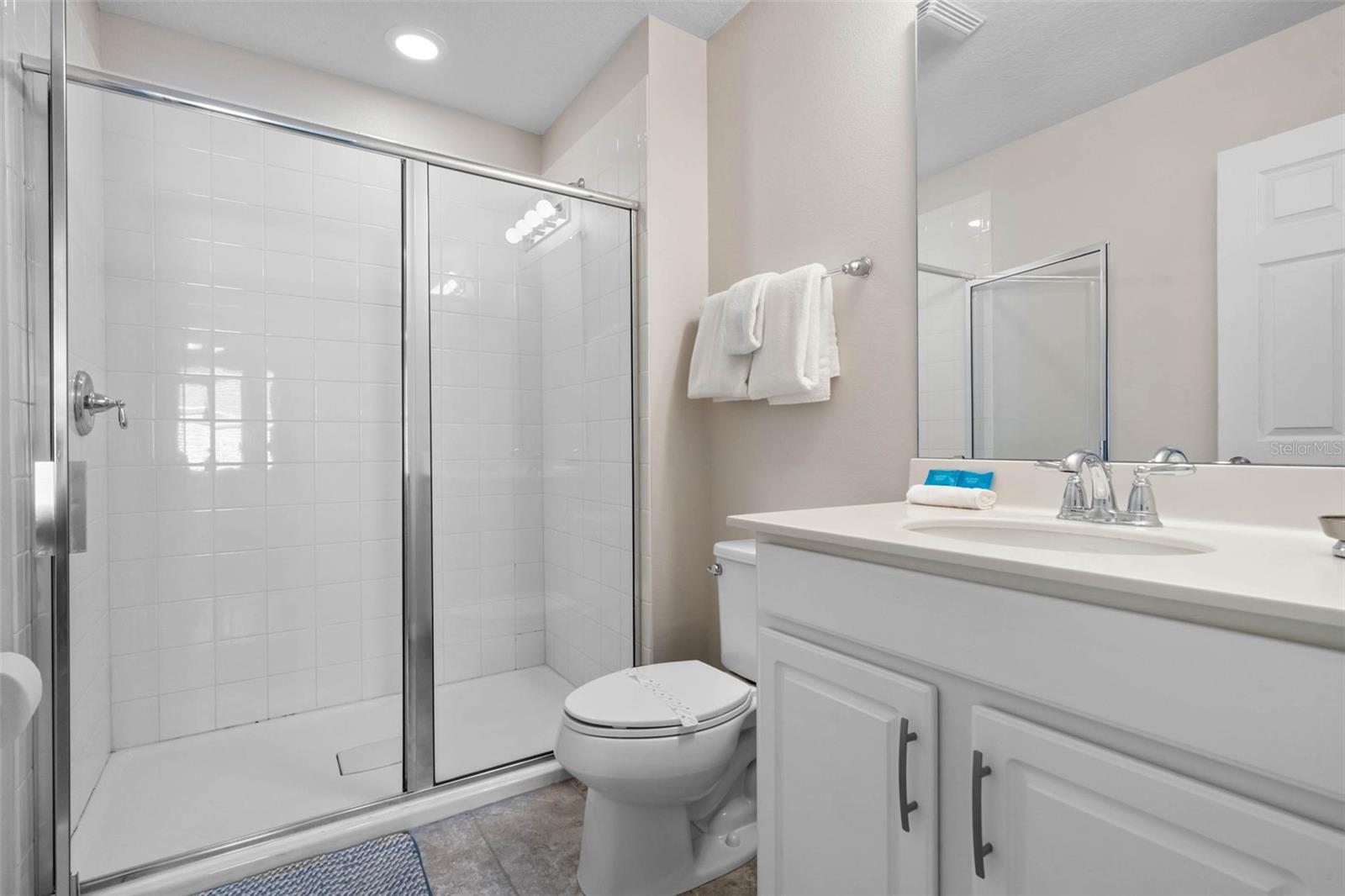 Image 26 of 83 For 1558 Carey Palm Circle