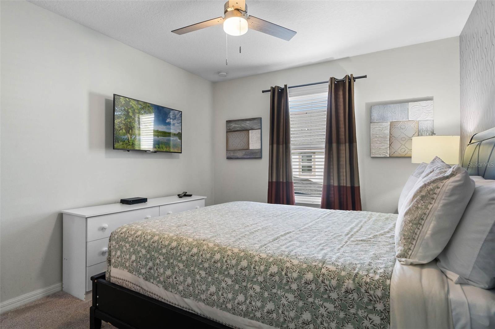 Image 33 of 83 For 1558 Carey Palm Circle