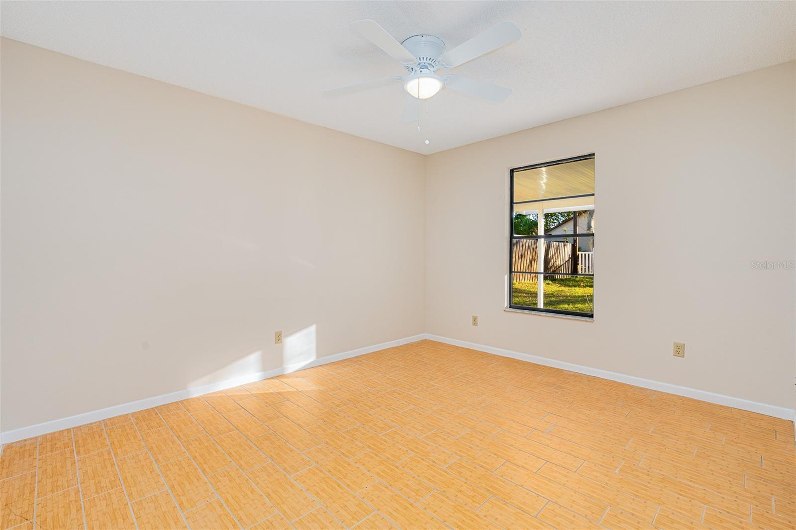 Image 11 of 23 For 2921 Sabal Palm Drive