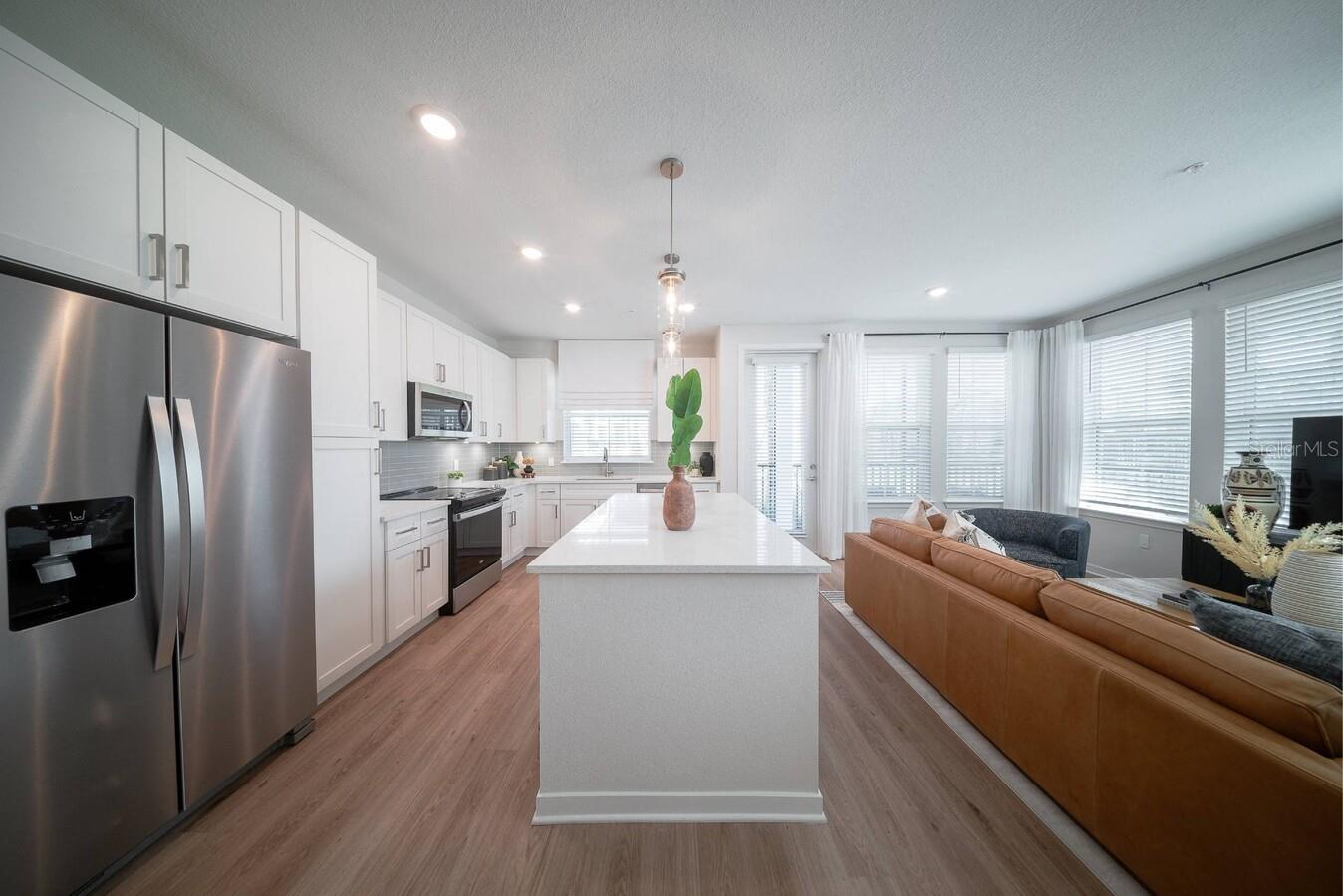 Image 53 of 66 For 3020 Base Boulevard B2