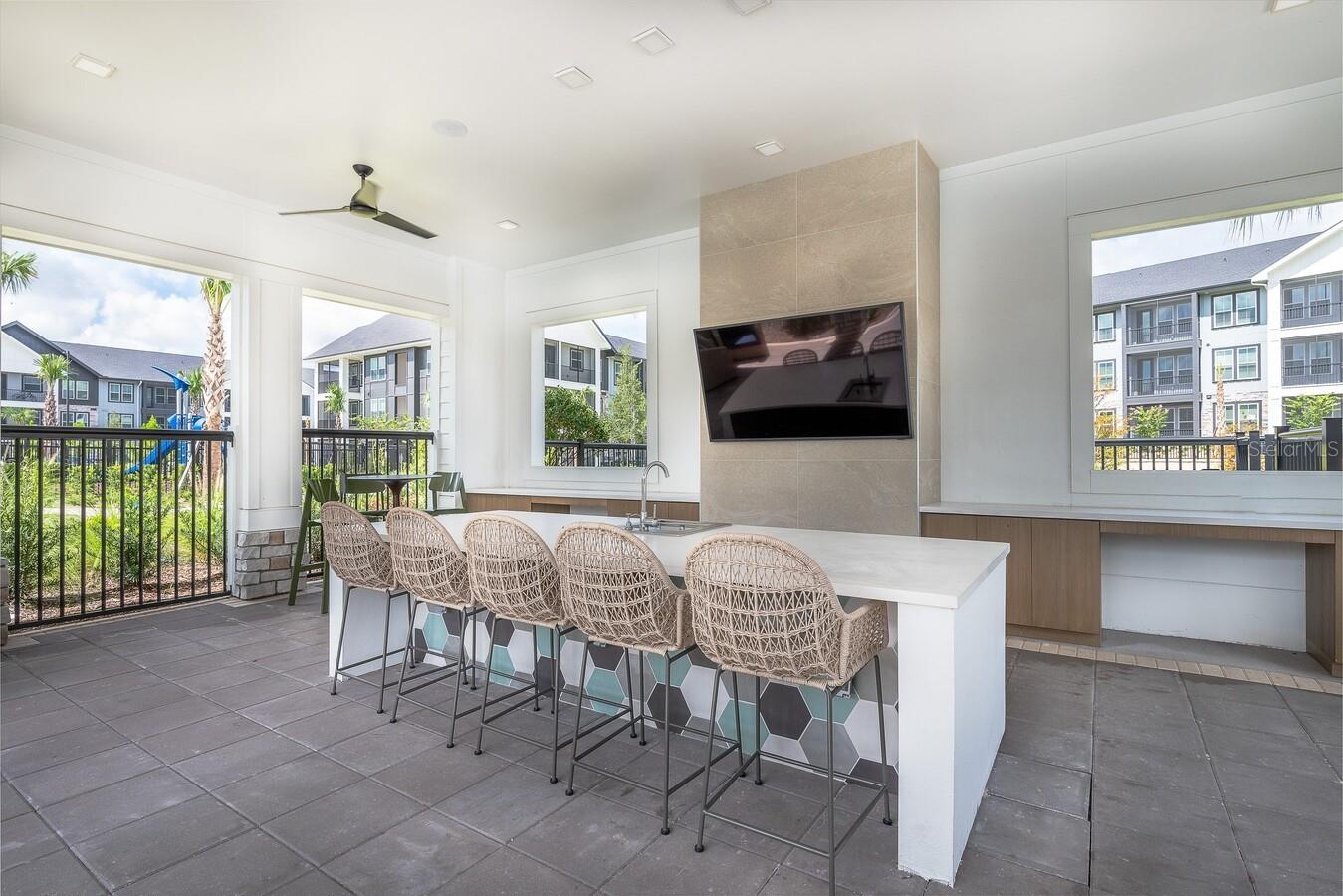 Image 33 of 66 For 3020 Base Boulevard C1