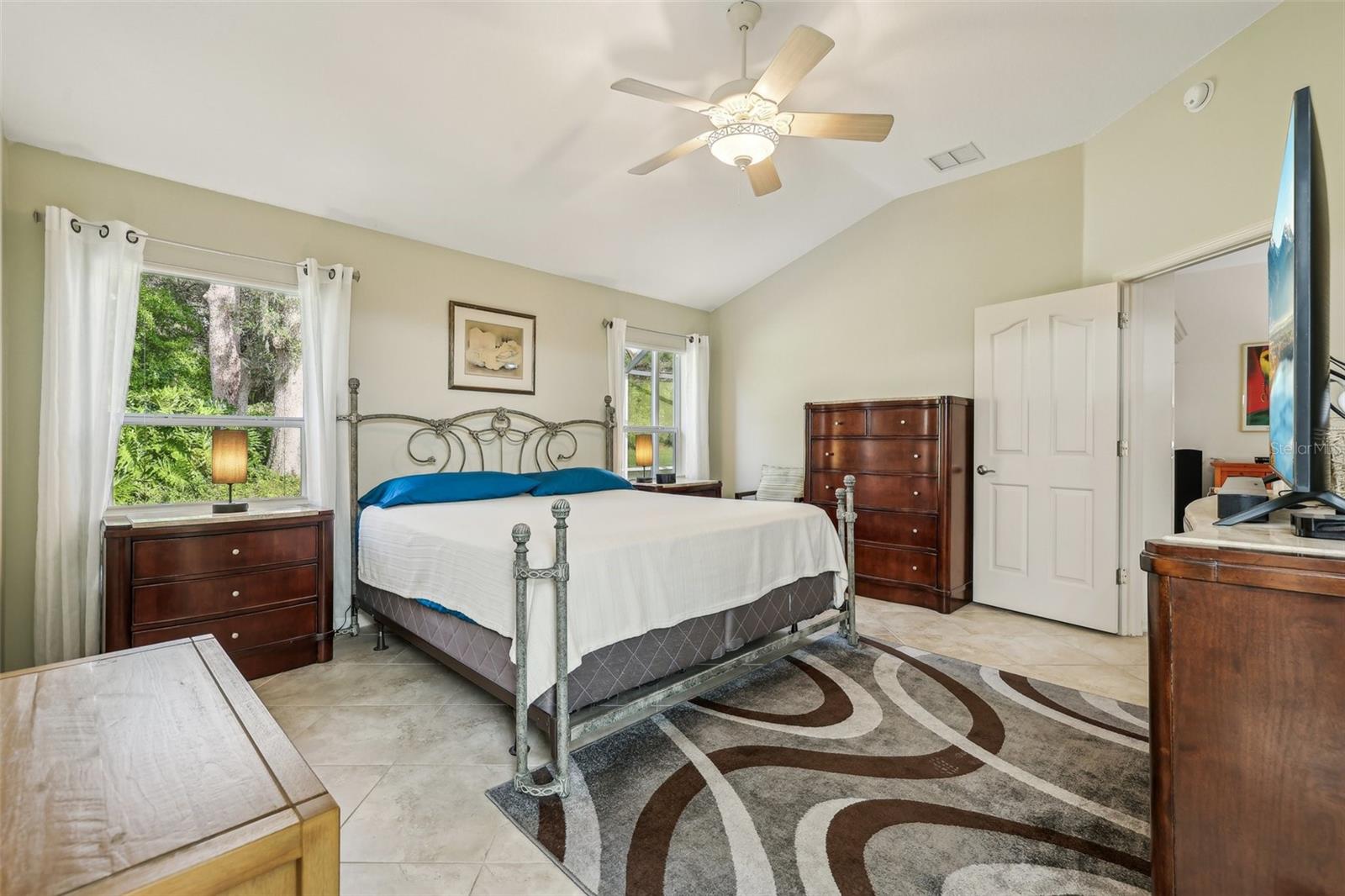 Image 18 of 38 For 1309 Carolina Court