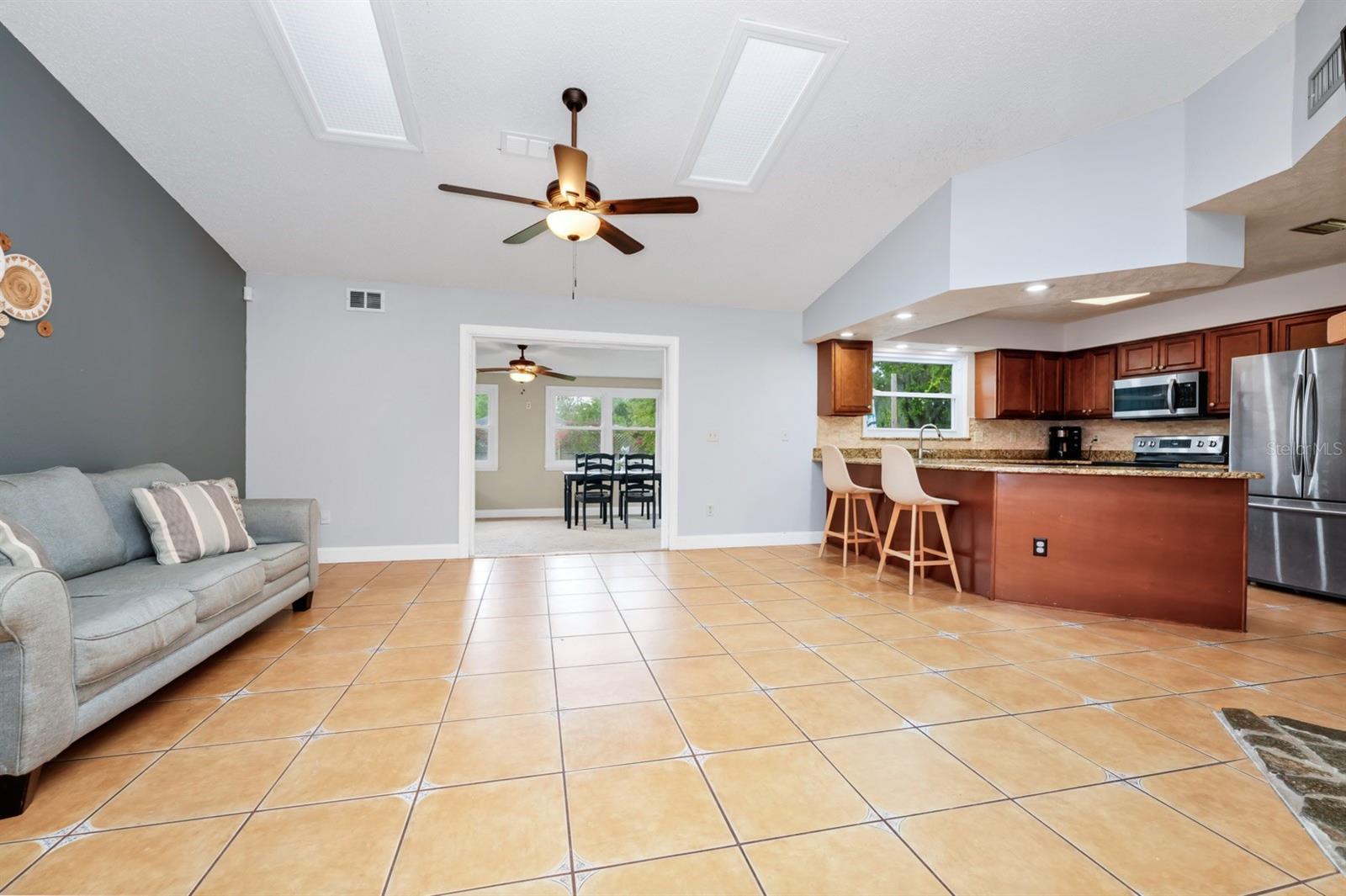 Image 4 of 45 For 275 3rd Street
