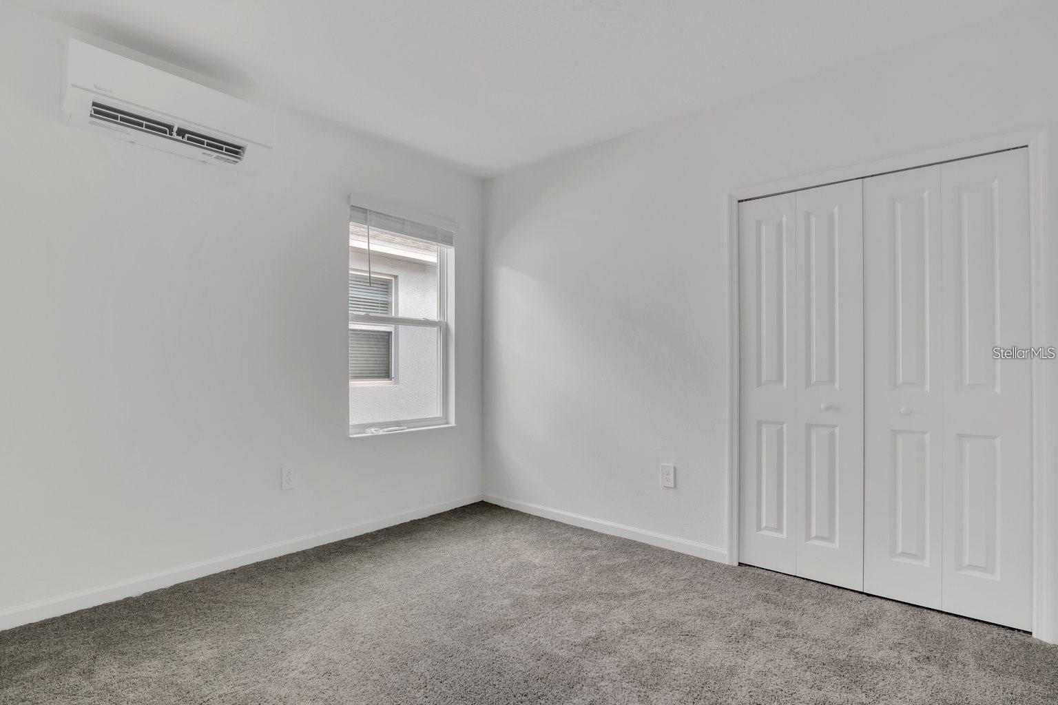 Image 7 of 8 For 3186 Armstrong Avenue B