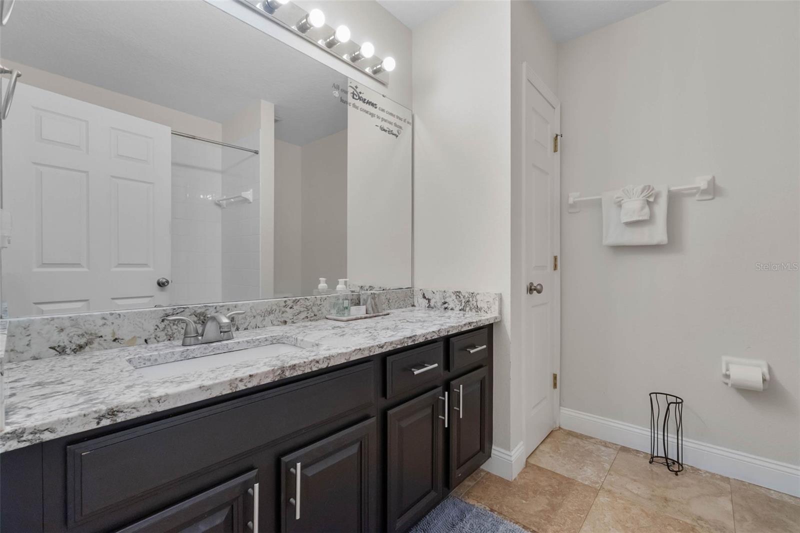 Image 31 of 53 For 838 Kildrummy Drive