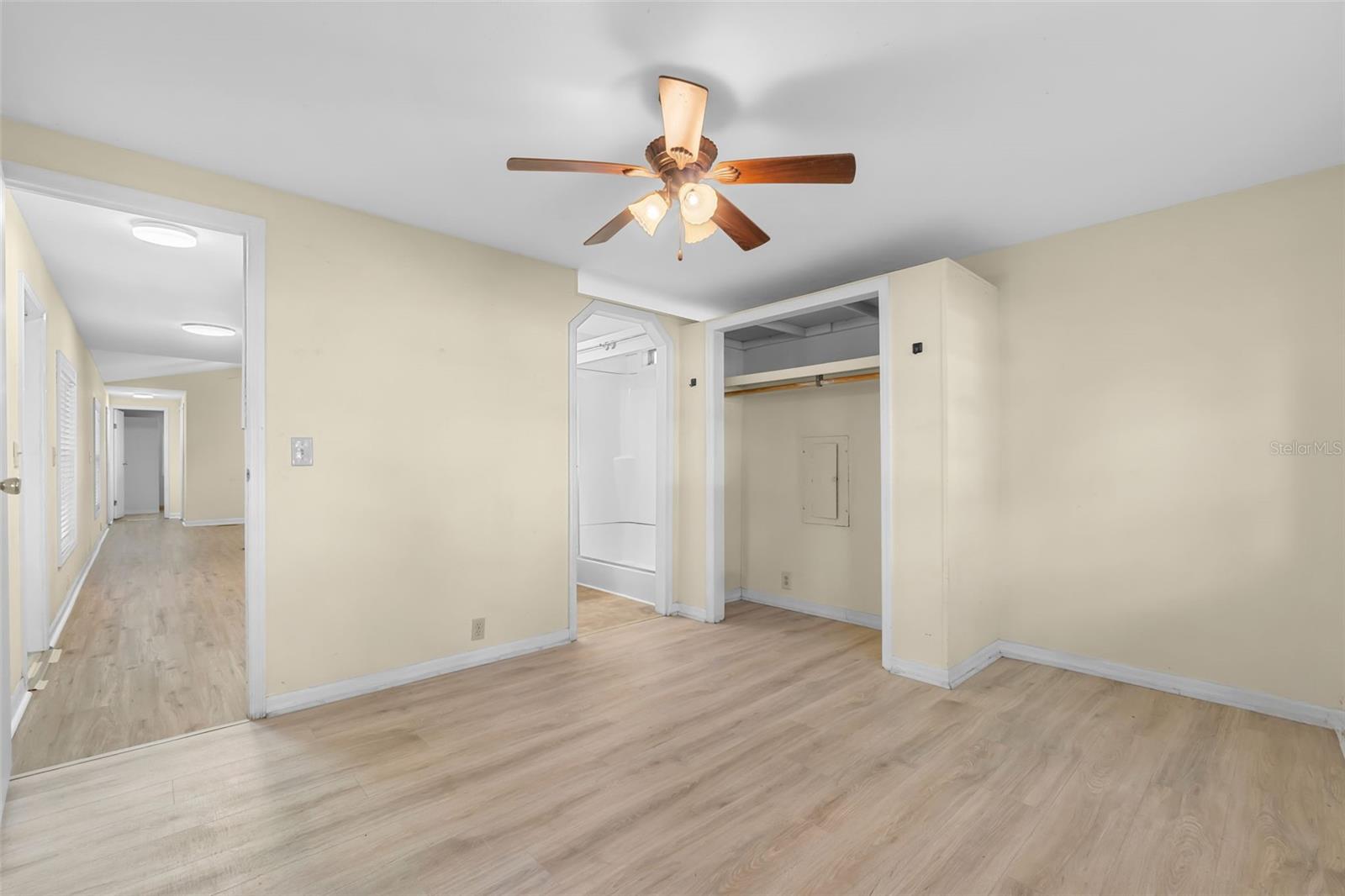 Image 18 of 36 For 5741 Lake Fox Drive