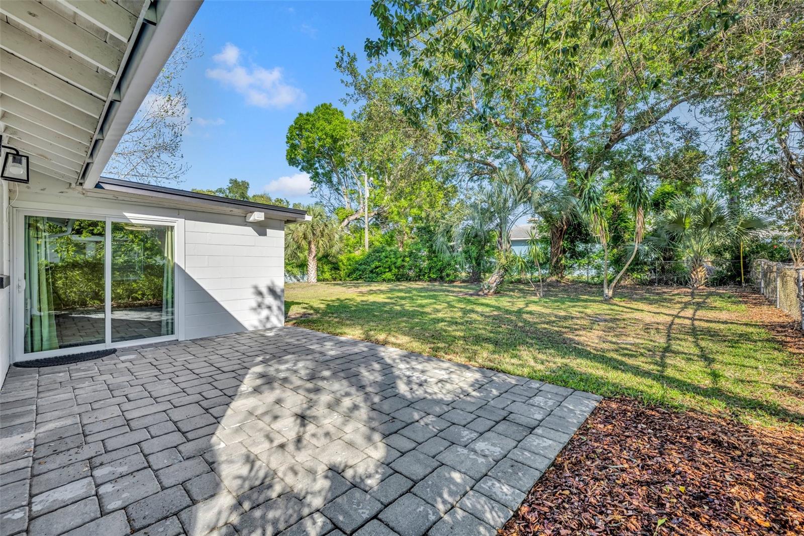 Image 22 of 25 For 642 Balfour Drive