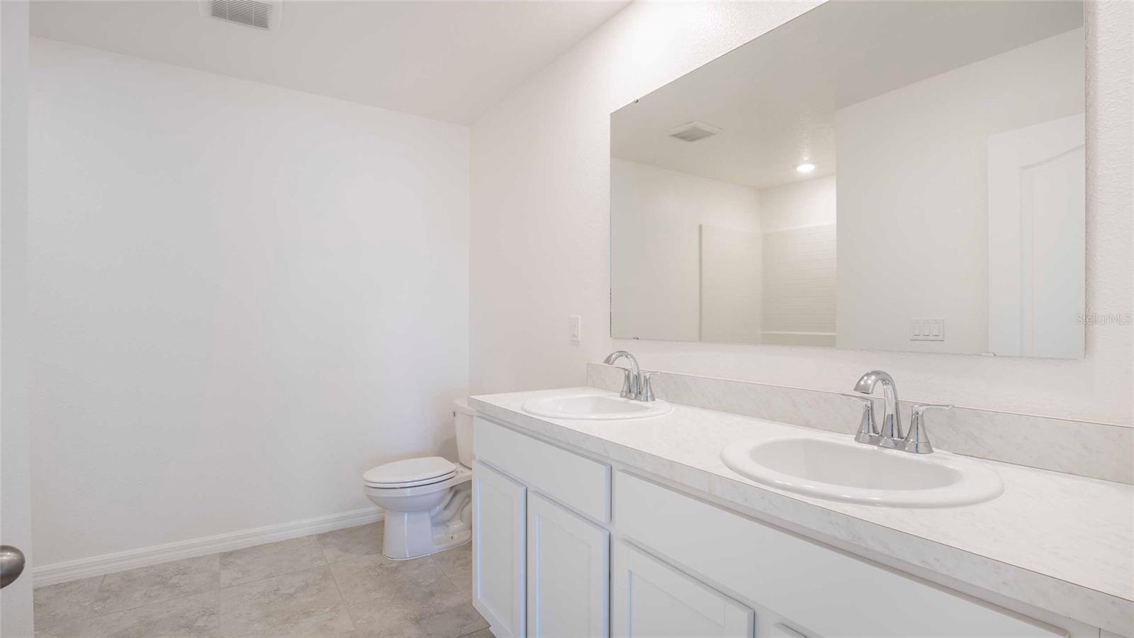 Image 19 of 23 For 2144 Hibiscus Place