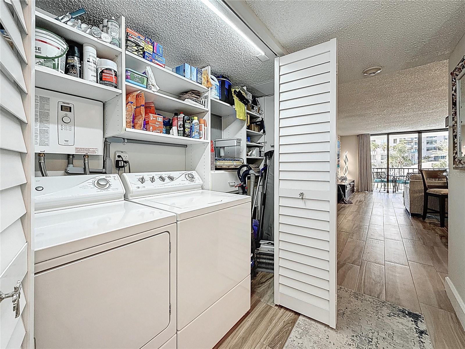 Image 28 of 40 For 1581 Gulf Boulevard 102n