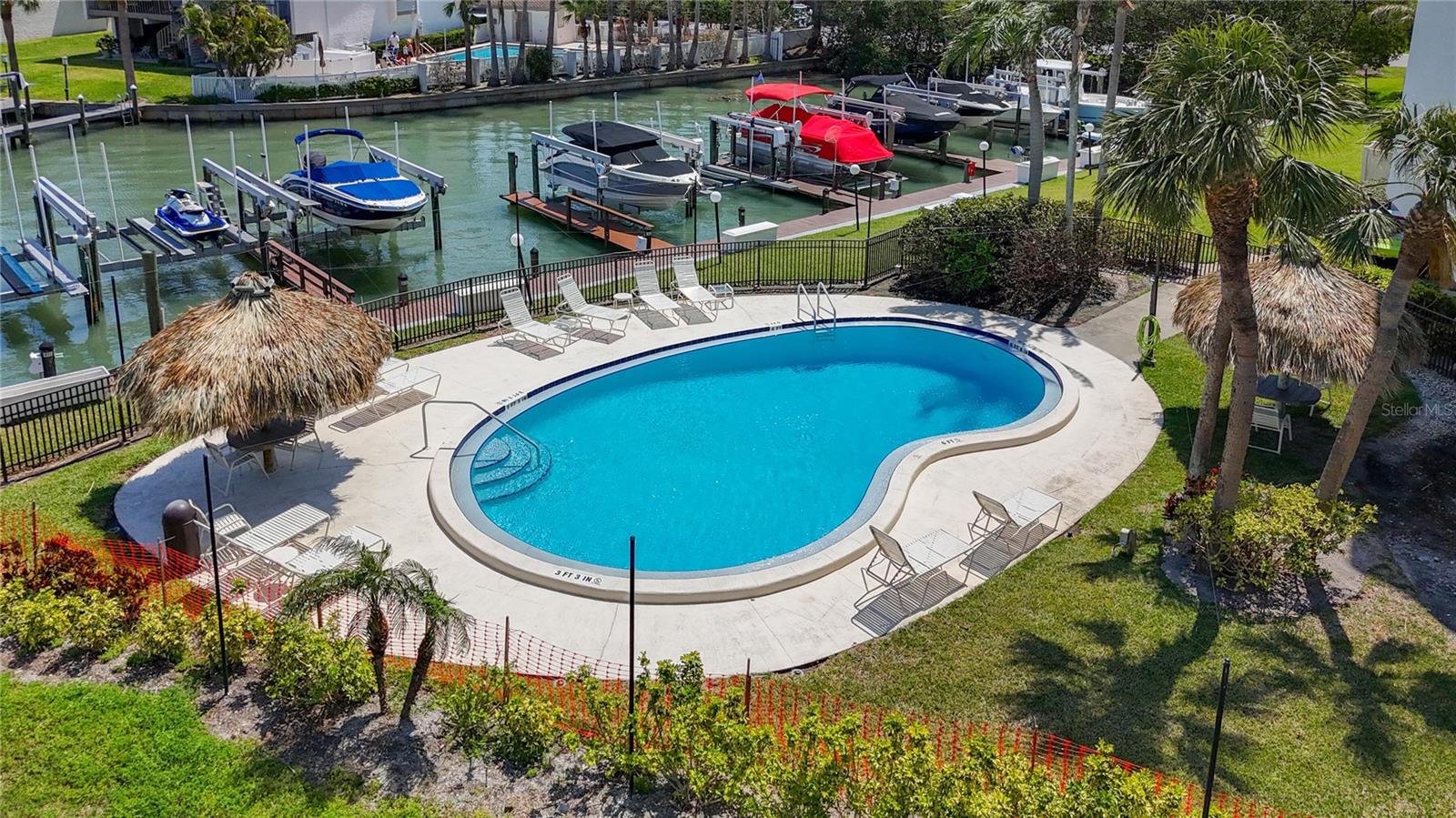 Image 33 of 40 For 1581 Gulf Boulevard 102n