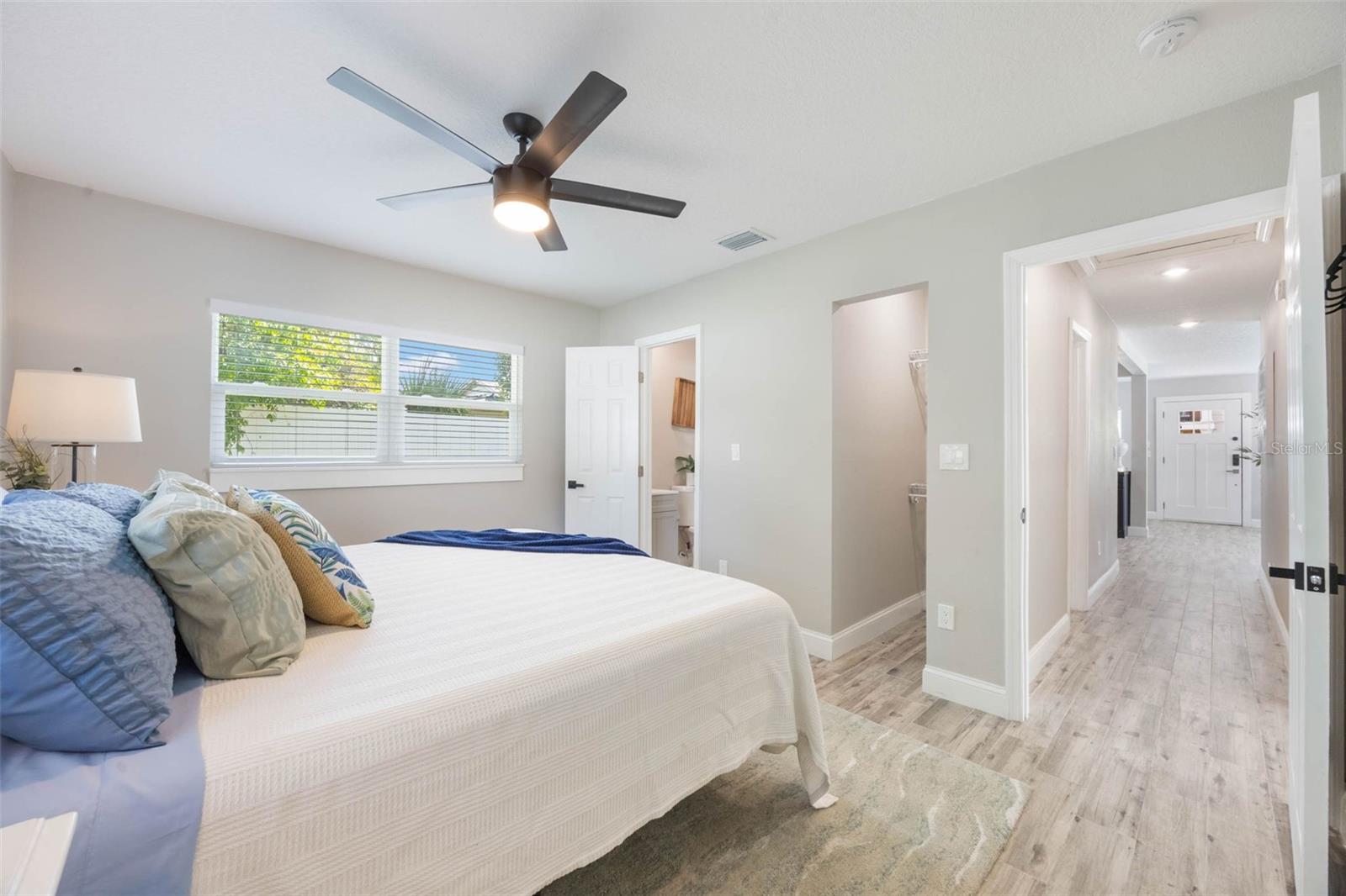 Image 19 of 36 For 843 Swoope Avenue