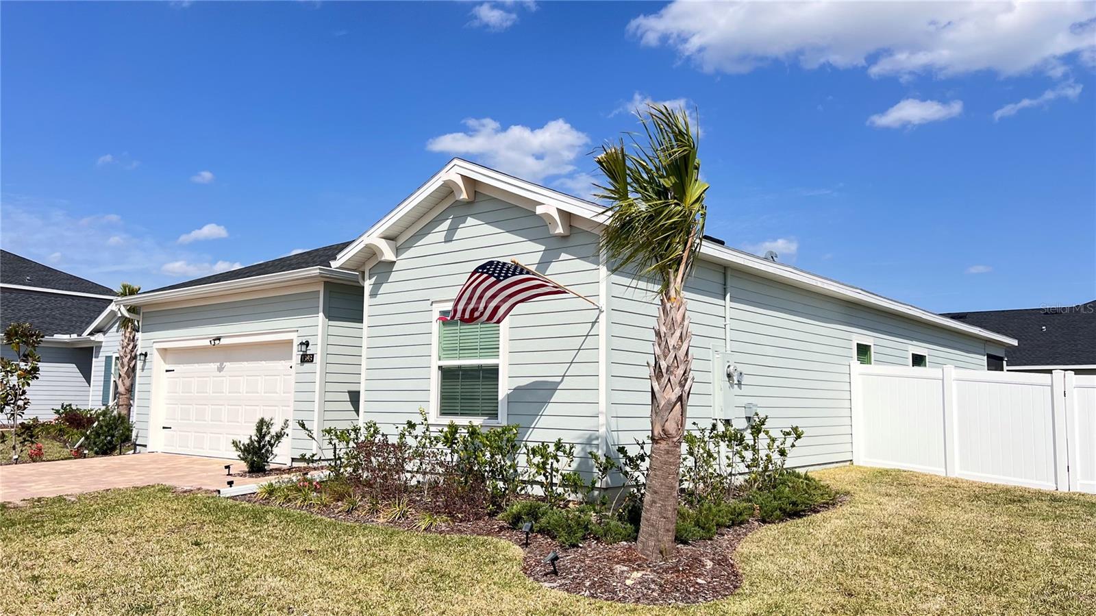 Image 3 of 43 For 1393 44th Cour Road
