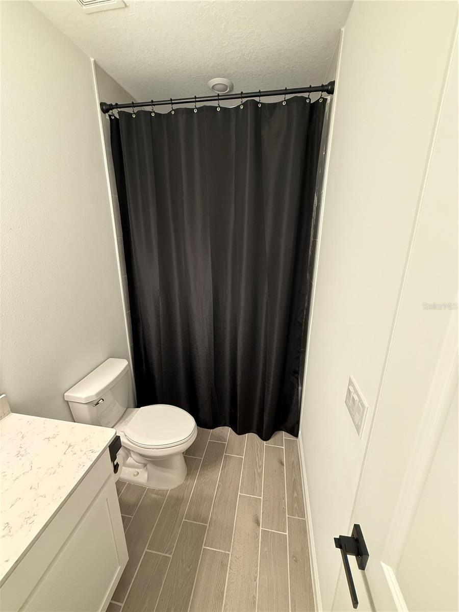 Image 34 of 43 For 1393 44th Cour Road