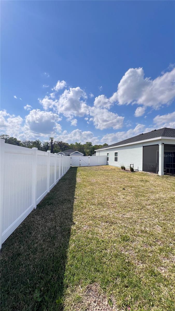 Image 5 of 43 For 1393 44th Cour Road