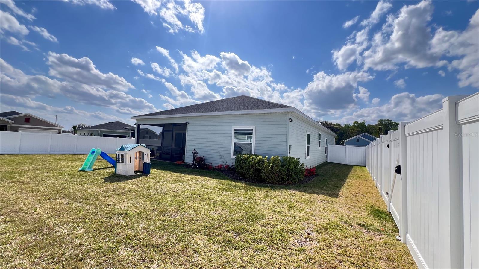 Image 8 of 43 For 1393 44th Cour Road