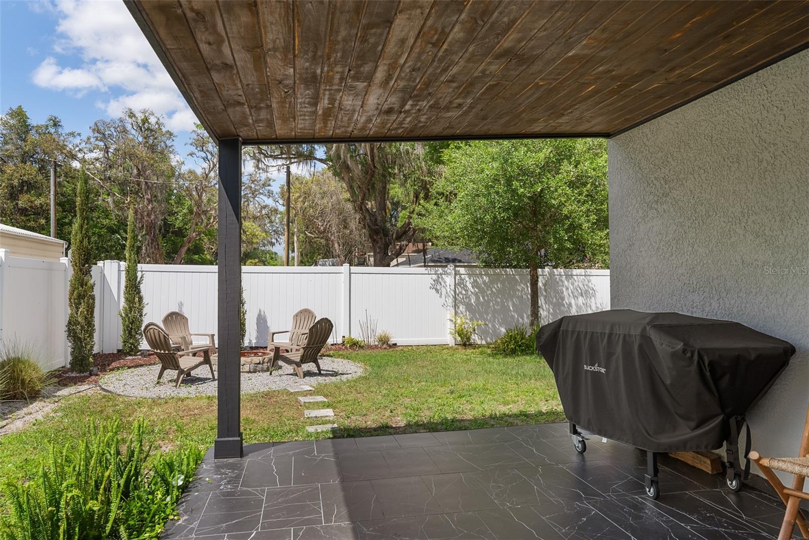 Image 39 of 72 For 116 Hurst Court
