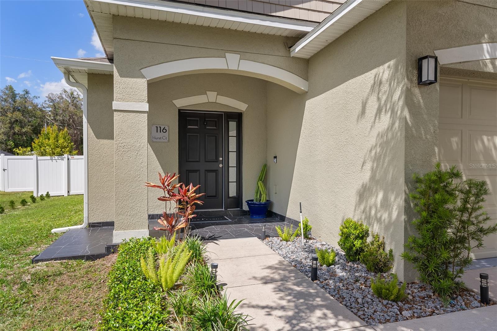 Image 4 of 72 For 116 Hurst Court