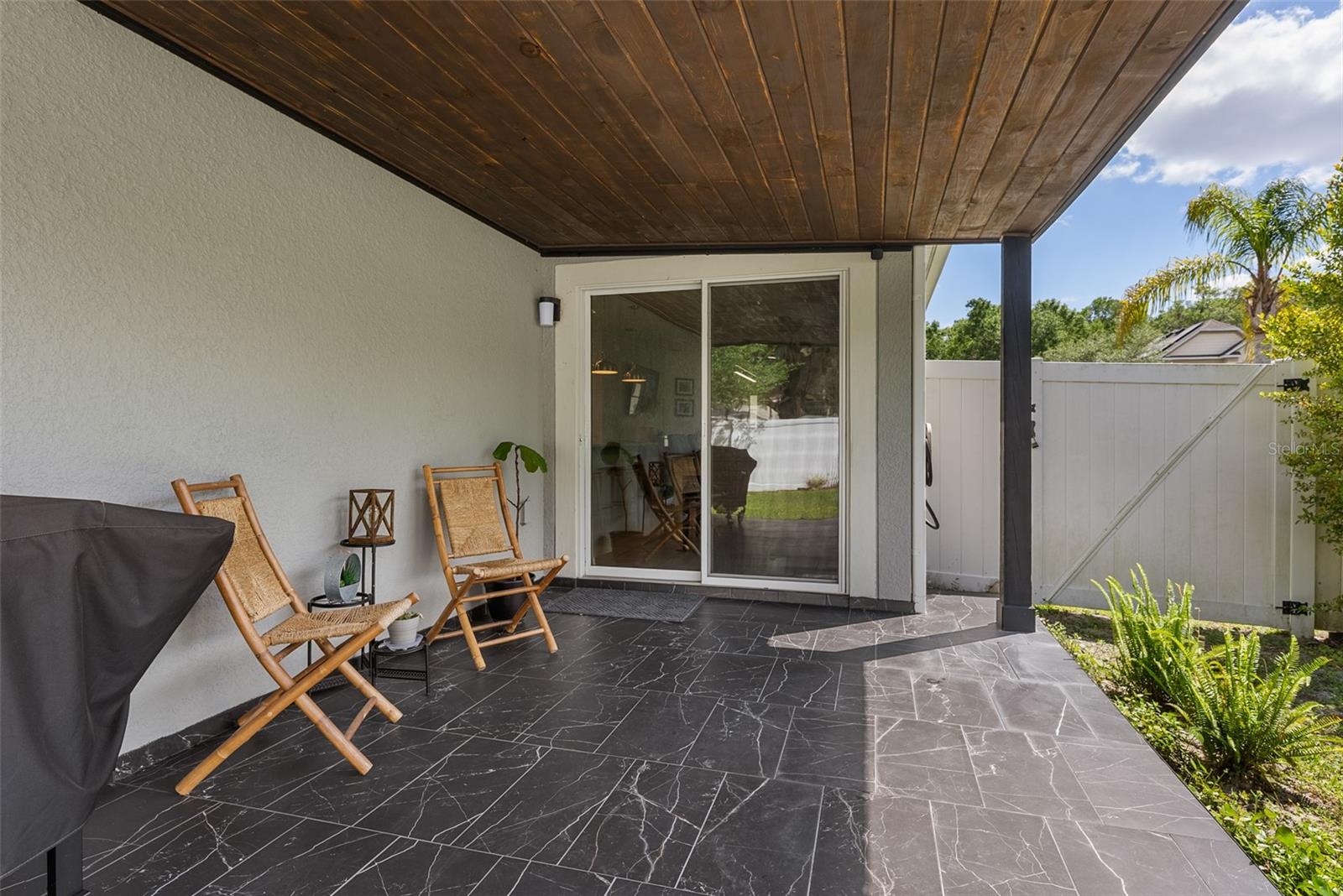 Image 40 of 72 For 116 Hurst Court