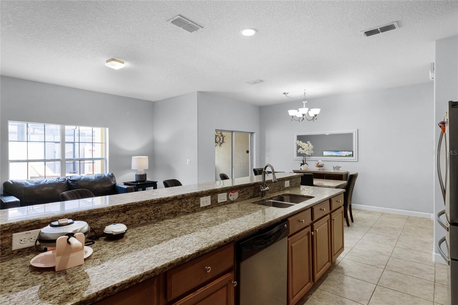 Image 8 of 62 For 8971 California Palm Road