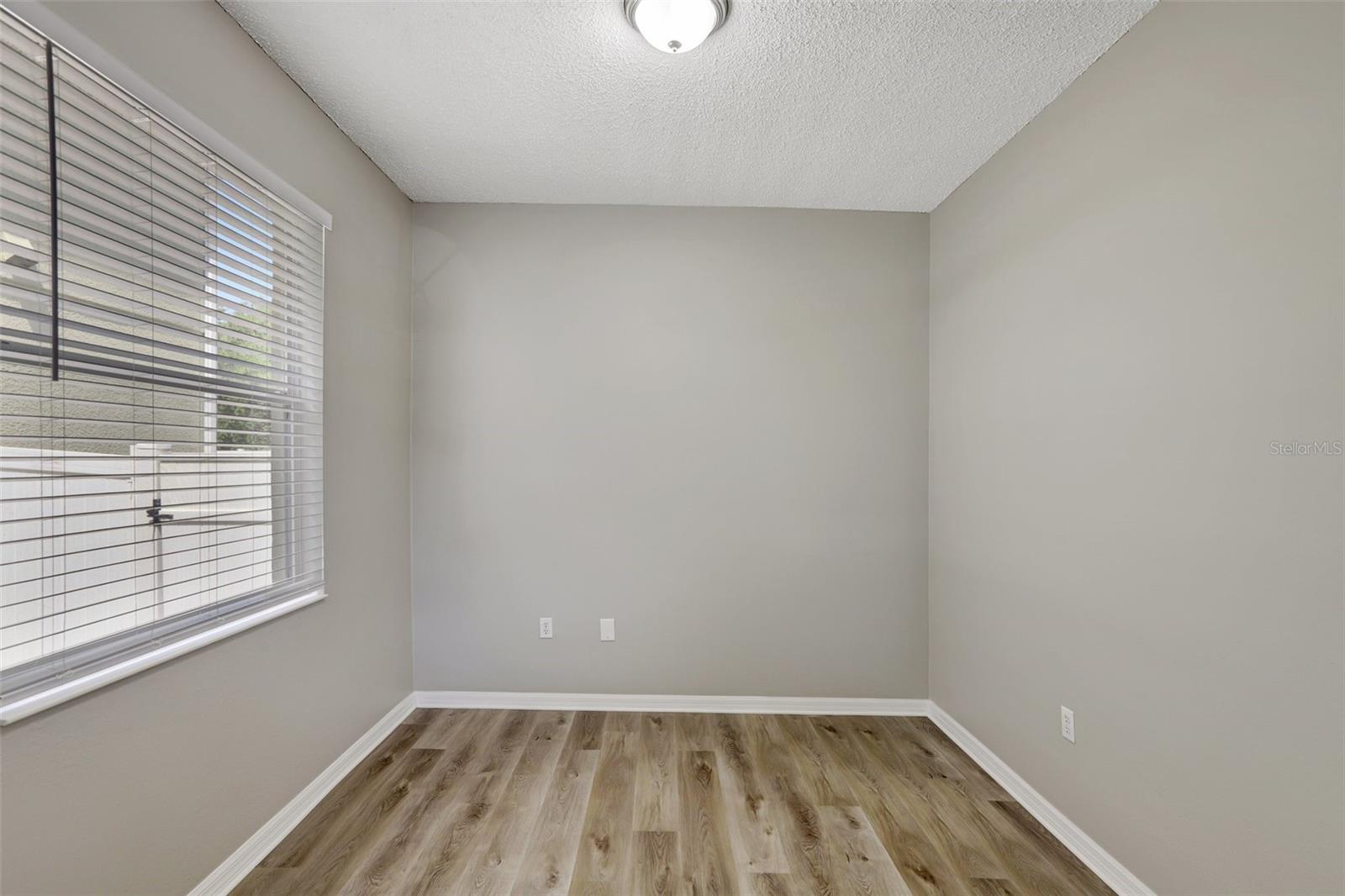 Image 11 of 48 For 9999 Shadow Creek Drive