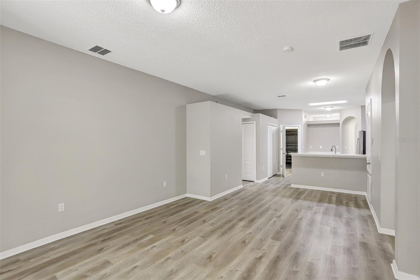 Image 4 of 48 For 9999 Shadow Creek Drive