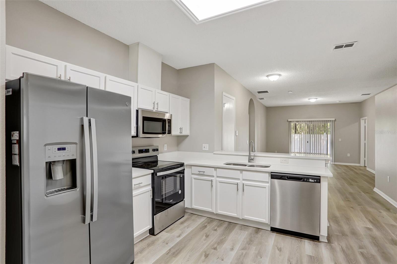 Image 7 of 48 For 9999 Shadow Creek Drive