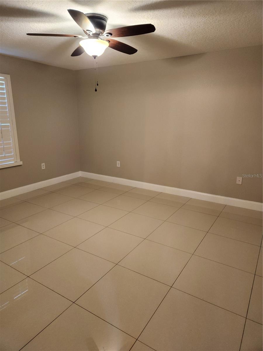 Image 10 of 19 For 828 Gisele Court