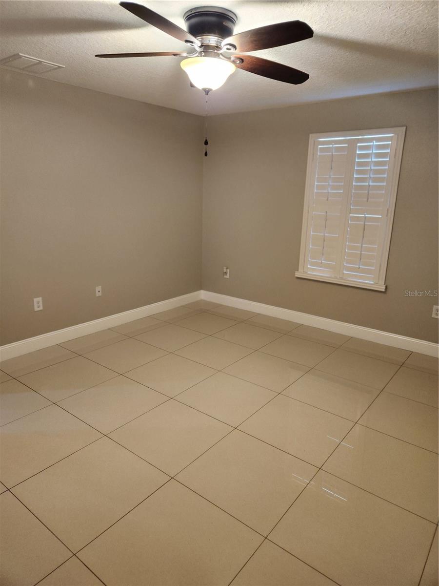 Image 11 of 19 For 828 Gisele Court