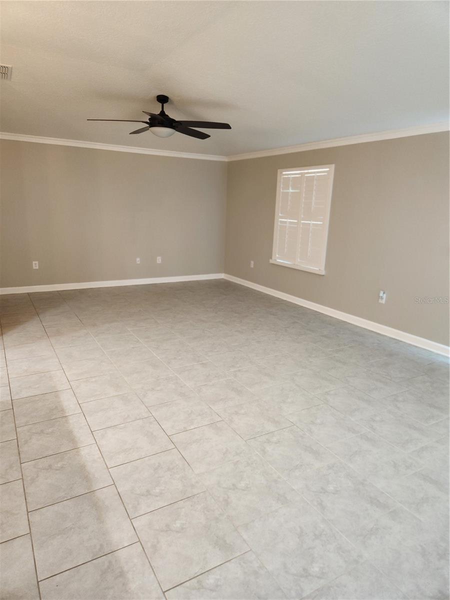 Image 14 of 19 For 828 Gisele Court