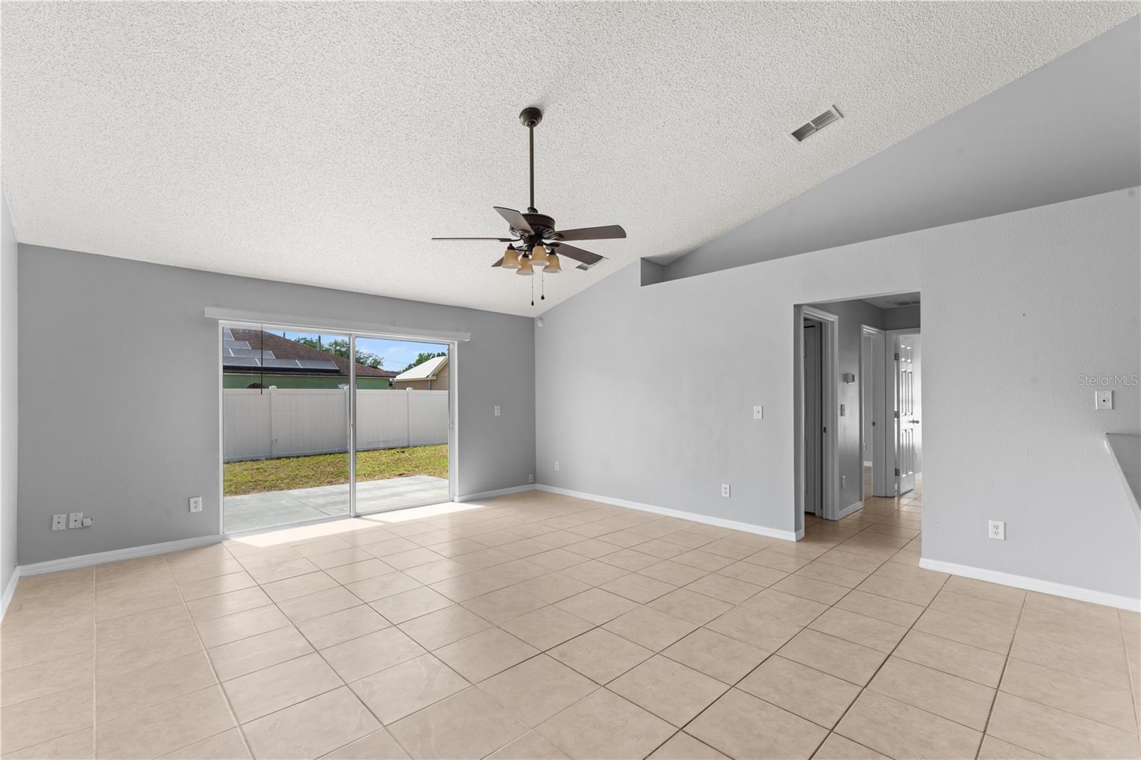 Image 2 of 36 For 408 Magpie Court