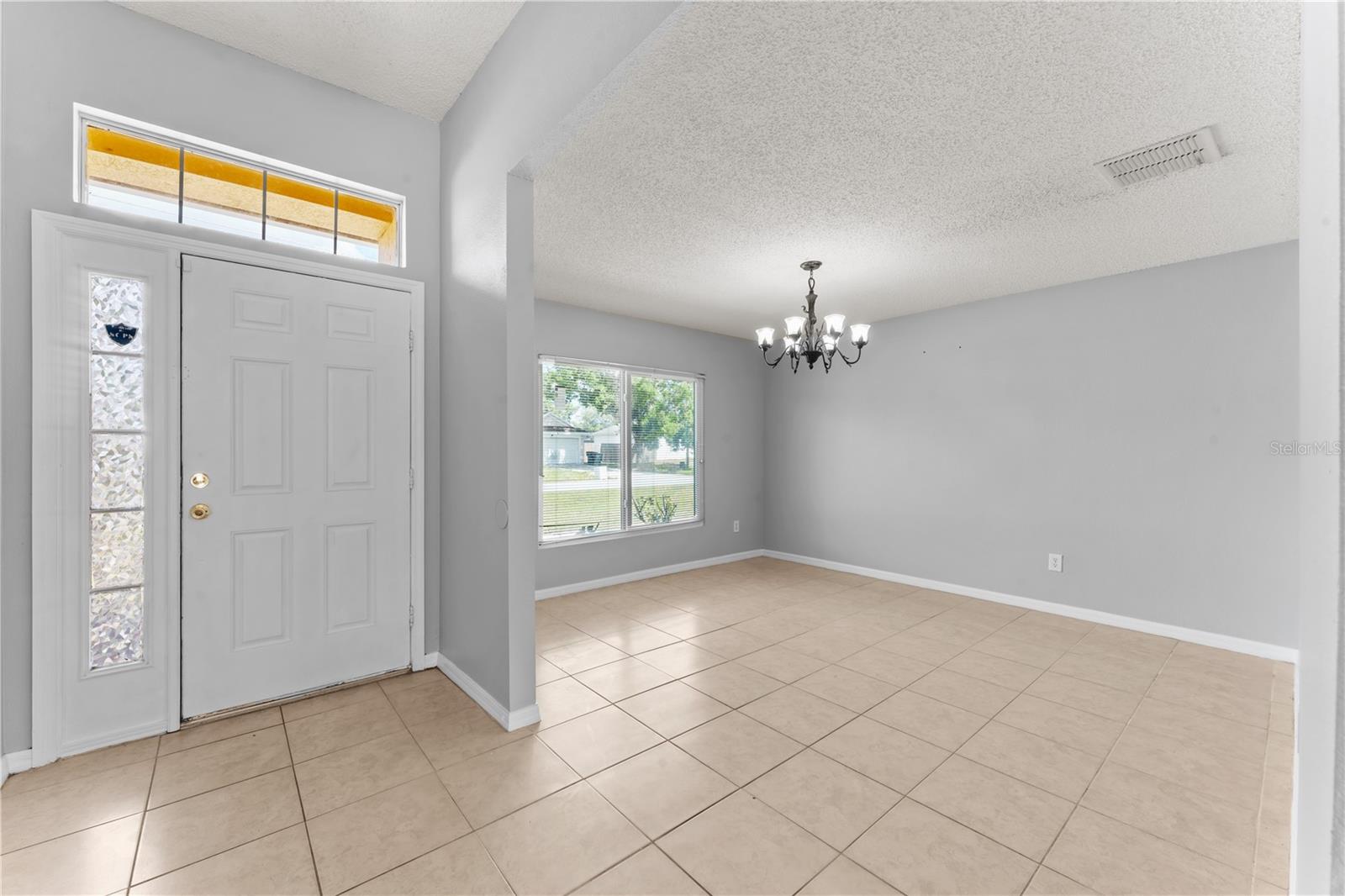 Image 8 of 36 For 408 Magpie Court