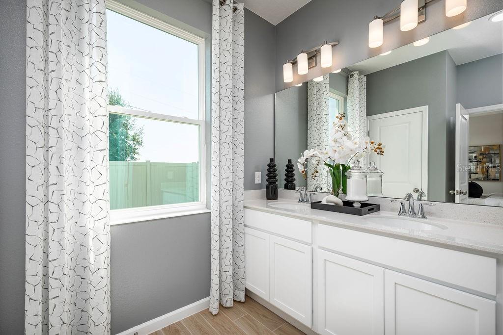 Image 18 of 36 For 2547 Great Heron Avenue