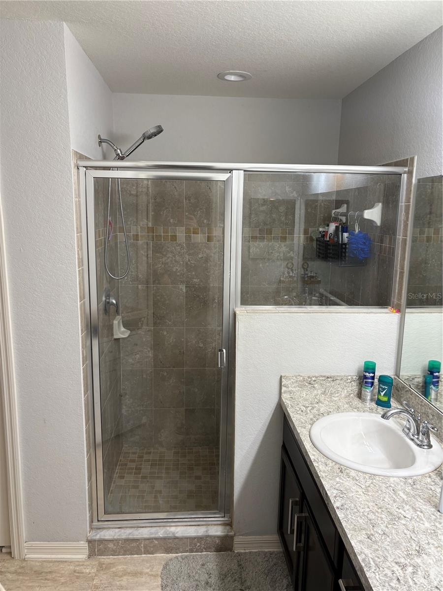 Image 17 of 34 For 1381 Woodlark Drive