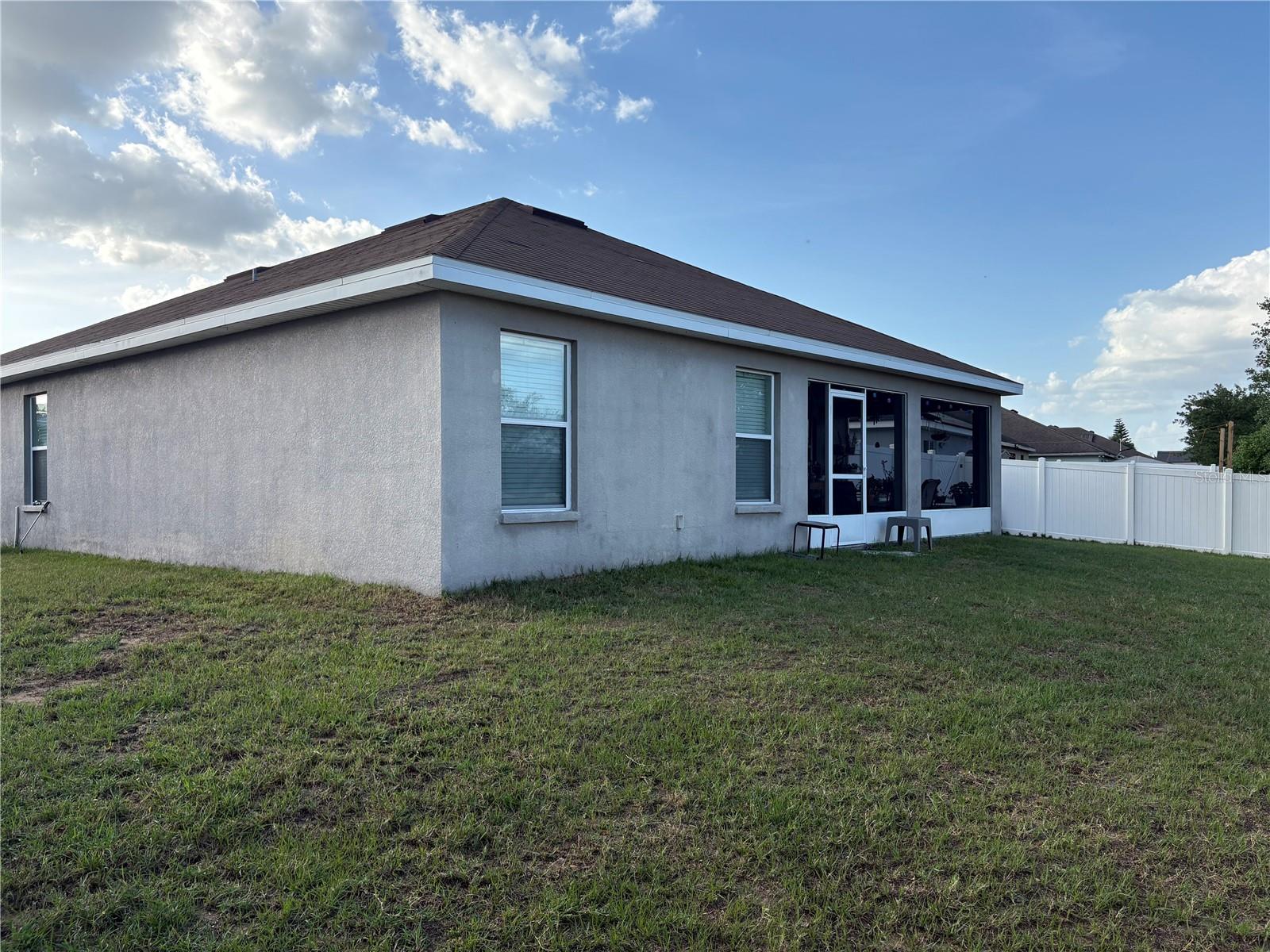 Image 31 of 34 For 1381 Woodlark Drive