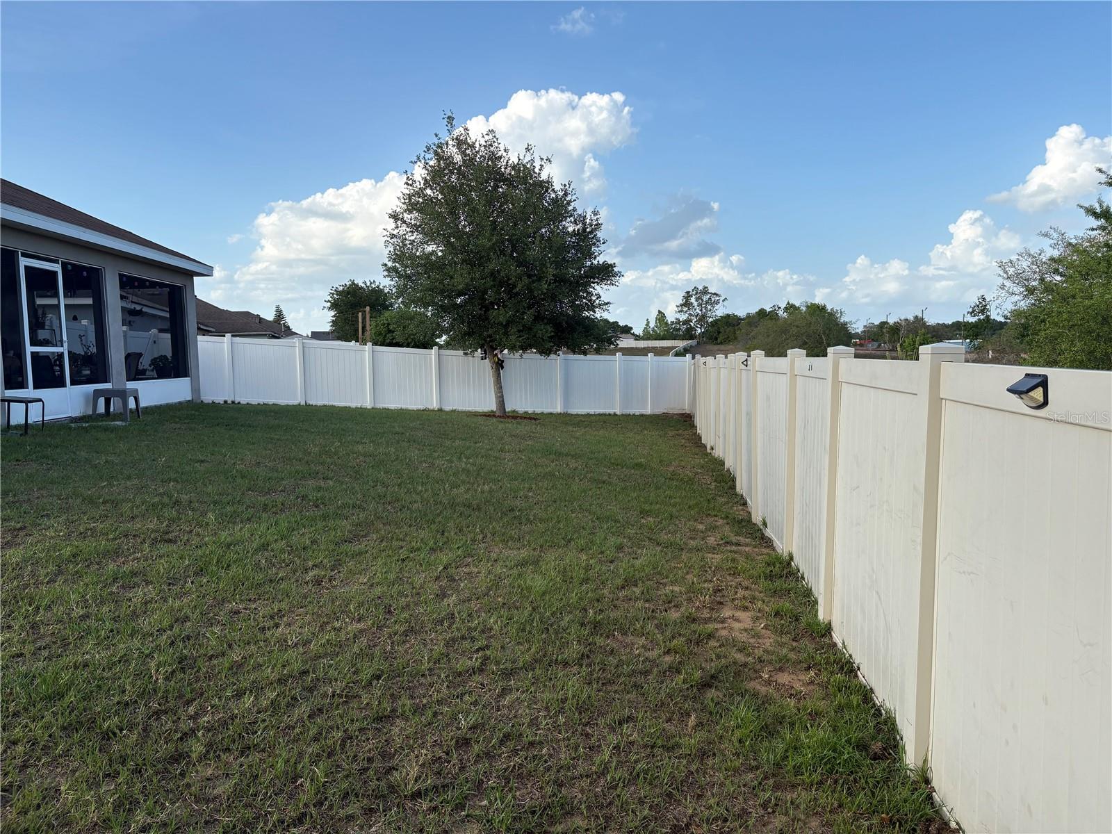 Image 33 of 34 For 1381 Woodlark Drive