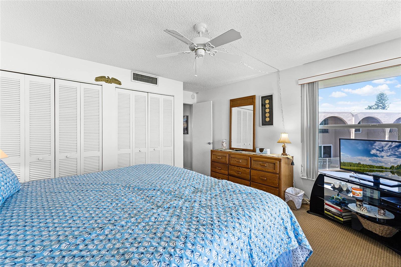 Image 20 of 43 For 4821 Saxon Drive 201b