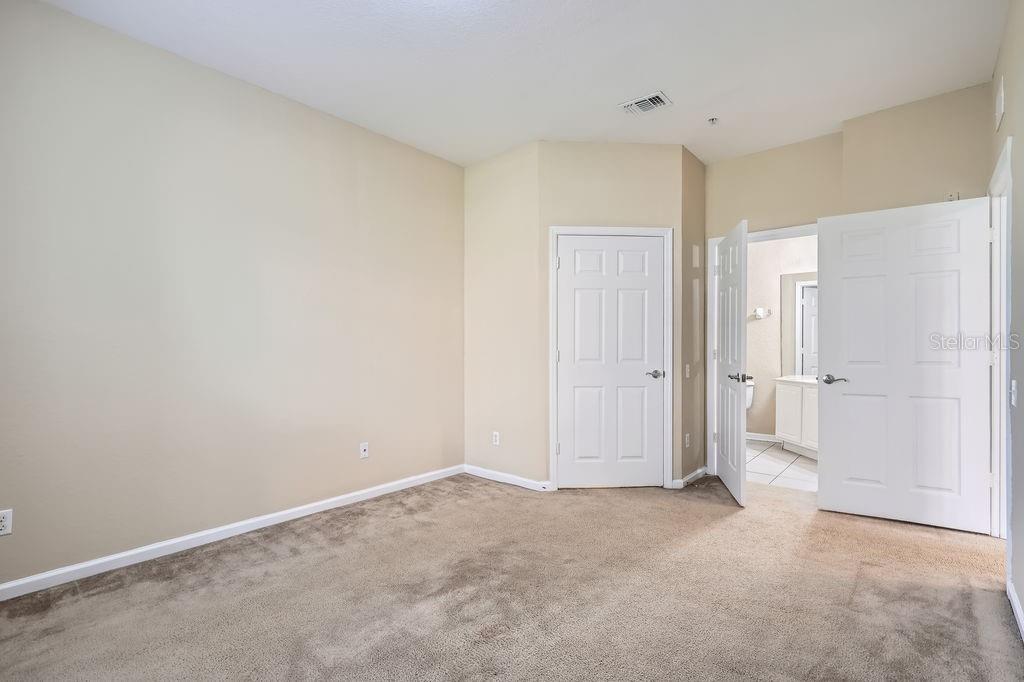 Image 5 of 11 For 6402 Cava Alta Drive 107