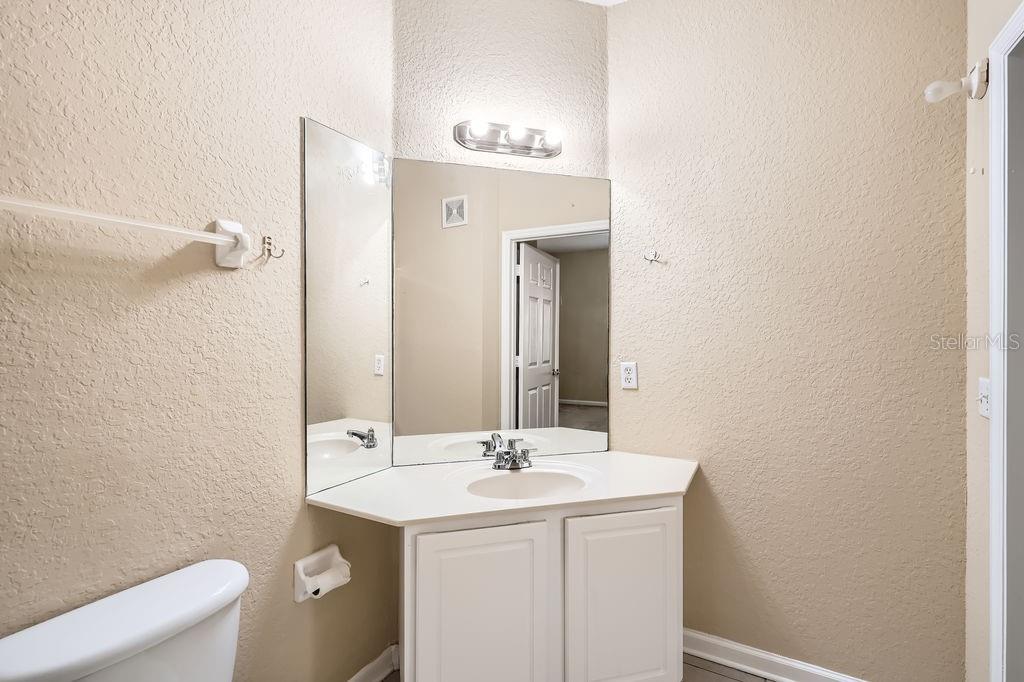 Image 6 of 11 For 6402 Cava Alta Drive 107