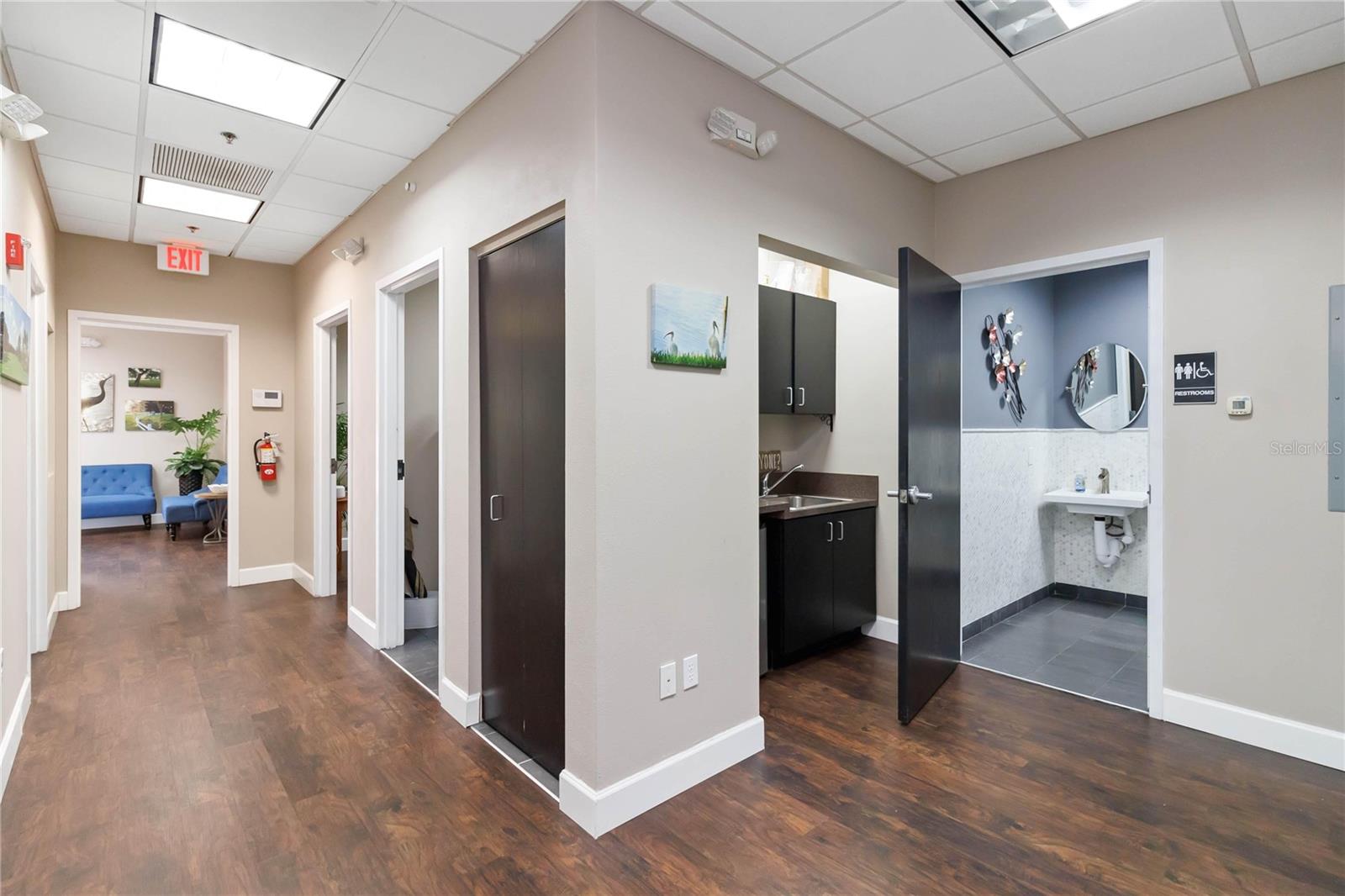 Image 14 of 23 For 13538 Village Park Drive 125