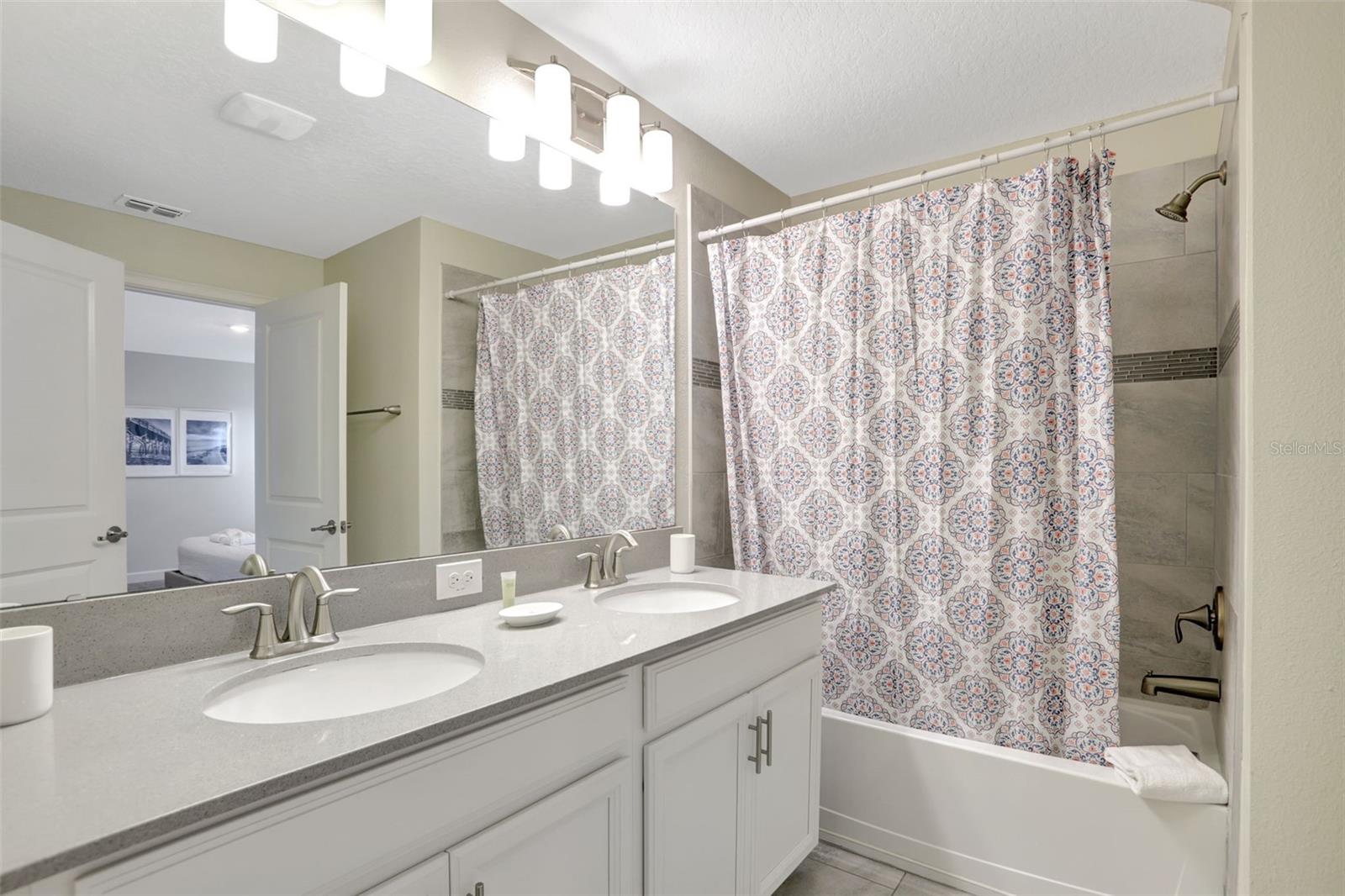 Image 15 of 34 For 8969 Stinger Drive