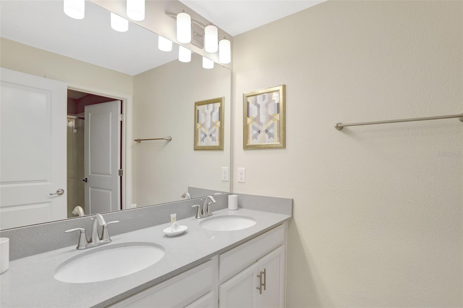 Image 20 of 34 For 8969 Stinger Drive