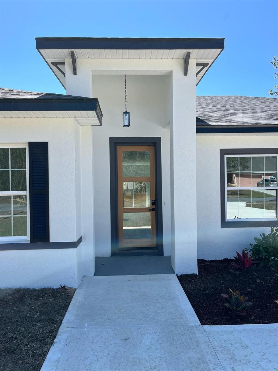 Listing photo id 1 for 920 Ludlum Street