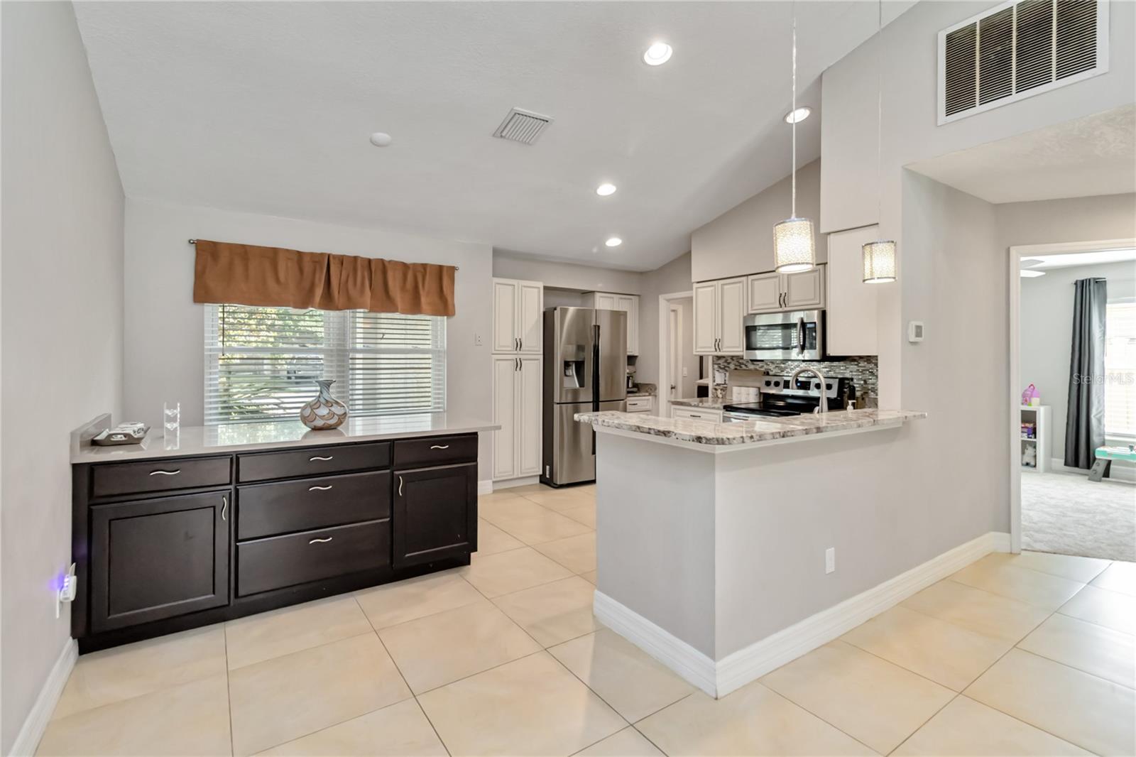 Image 12 of 37 For 9338 Palm Tree Drive