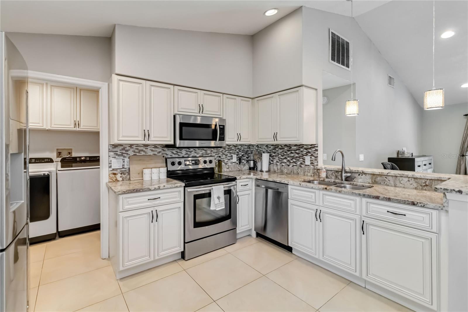 Image 14 of 37 For 9338 Palm Tree Drive