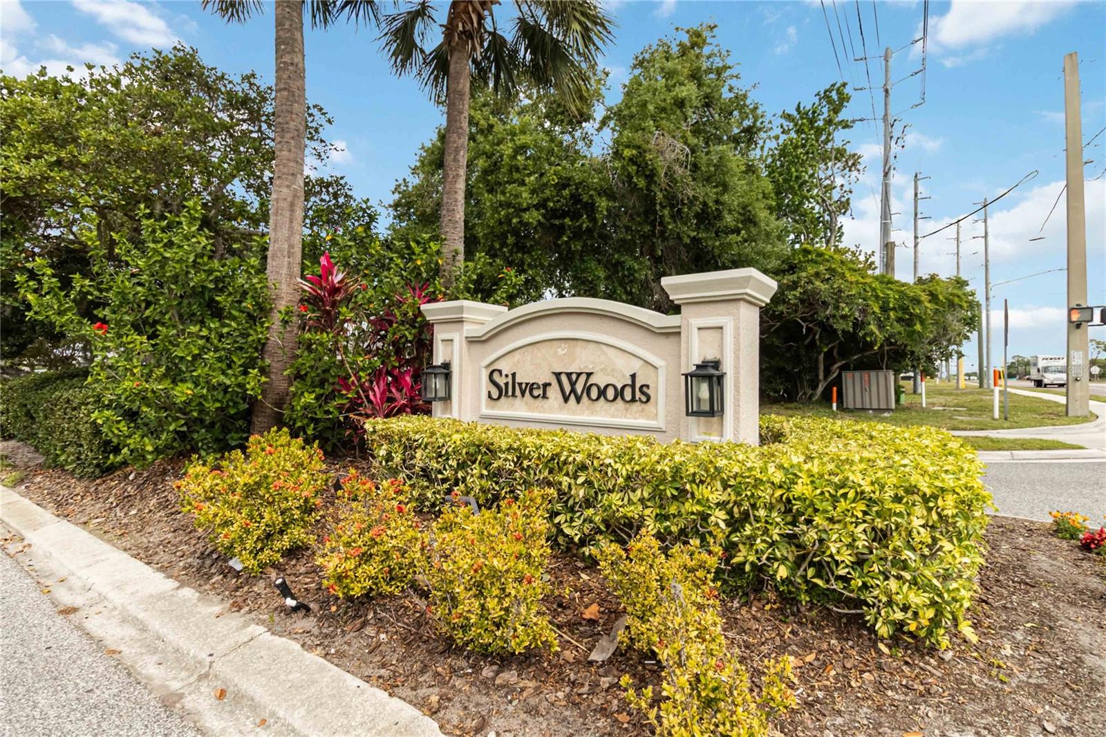 Image 4 of 37 For 9338 Palm Tree Drive